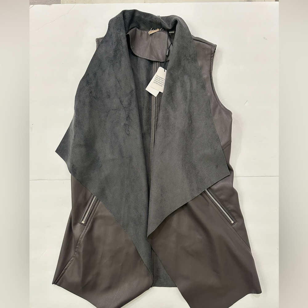 T. Tahari Faux Suede Leather Waterfall Open Front Vest Grey size Small - Picture 1 of 16